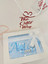 Load image into Gallery viewer, طقم اللحاف وعلاقة المصاصة